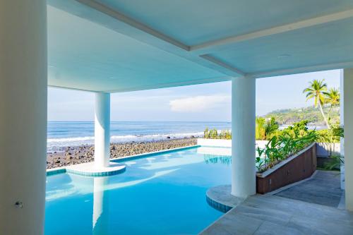 Hồ bơi trong/gần 2Surf Sunzal