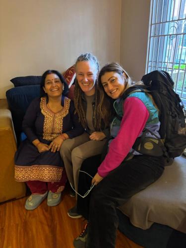 Afbeelding uit fotogalerij van Triten Norbutse monastery Apartment By Mums Homestay in Bākhri Kharka