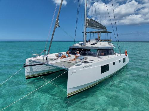 Catamaran Liveaboard Charters Mauritius