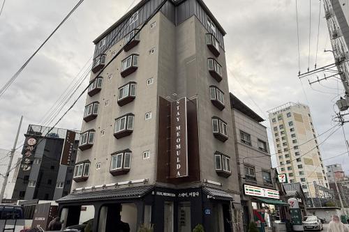 Budova, kde se motel nachází