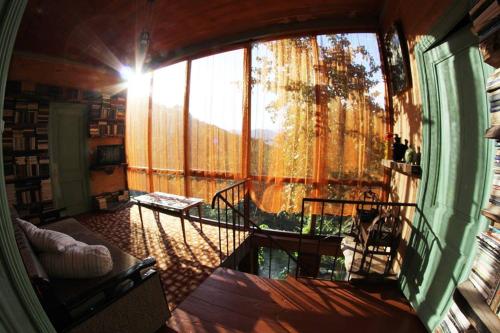 Un balcón o terraza en Chateau Dio