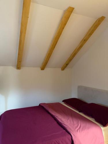 Ένα ή περισσότερα κρεβάτια σε δωμάτιο στο The Rest Nest