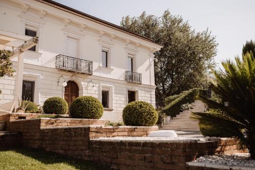 Κήπος έξω από το Palazzo Pecci