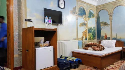 Μια τηλεόραση ή/και κέντρο ψυχαγωγίας στο Hotel Qasr-e-Naz