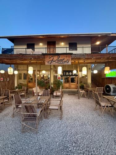 Roots inn