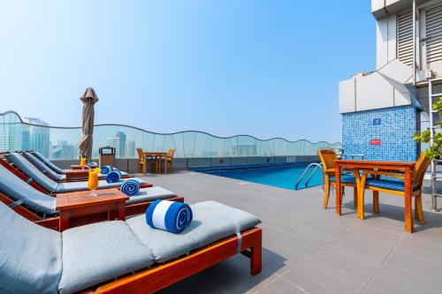 Swimmingpoolen hos eller tæt på Samaya Hotel Deira