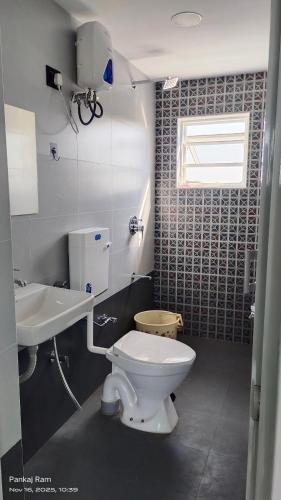 Et badeværelse på Shree Krushn