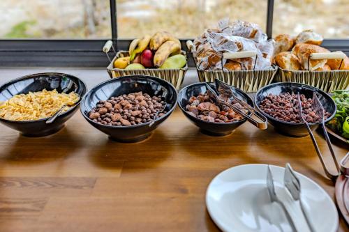 Jídlo v hotelu nebo okolí