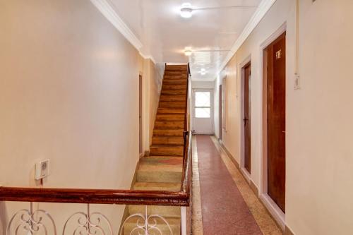 Billede fra billedgalleriet på Hotel O by OYO Wooden Cave By M2 i Rājbāgh