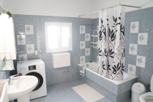 Ένα μπάνιο στο Katherine Home