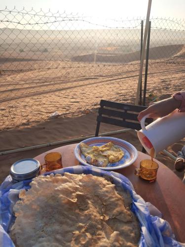 Đồ ăn tại/gần lều trại sang trọng