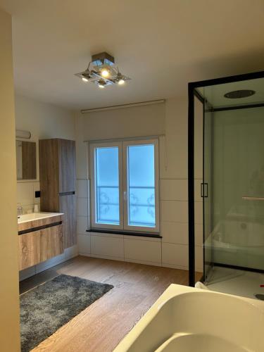 Phòng tắm tại Logies-Bistro Rosa