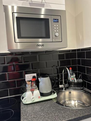 Nhà bếp/bếp nhỏ tại HLM Studios