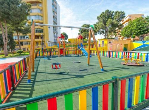 Estudio I vistas mar, cerca tren y Malaga