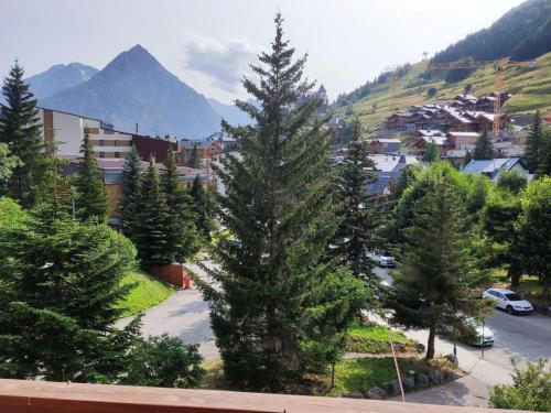 Studio lumineux aux 2 Alpes, balcon sud, parking