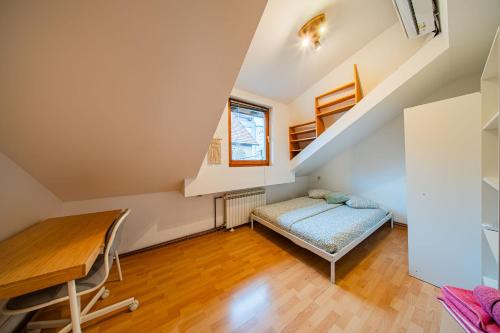 Flex SelfCheckIns 195 - Zagreb - 2 Bedrooms - WIFI