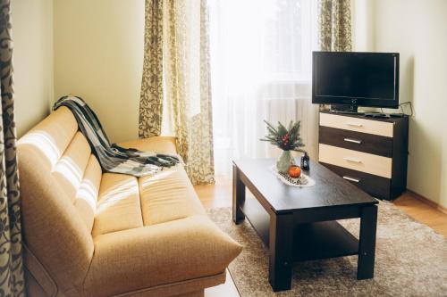 Μια τηλεόραση ή/και κέντρο ψυχαγωγίας στο VerhHouse