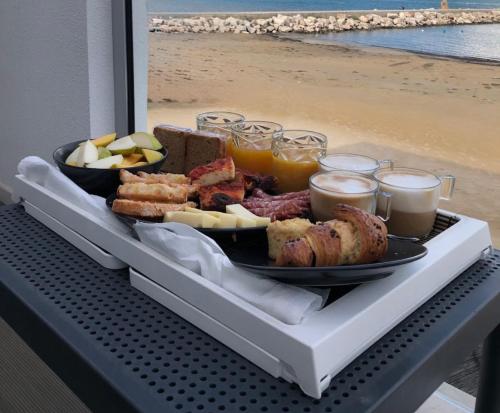 Jídlo v bed and breakfast nebo okolí