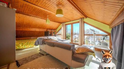 Φωτογραφία από το άλμπουμ του Le chalet au domaine de Tara σε LʼHôpital-du-Grosbois