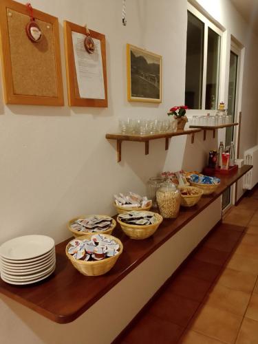 Jídlo v penzionu nebo okolí