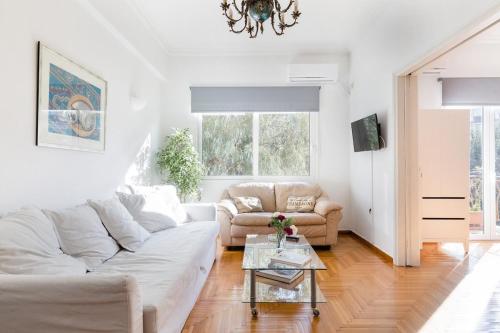 Central 5 Room Apartment