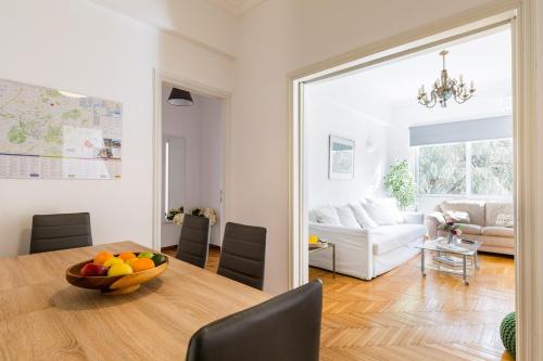 Central 5 Room Apartment