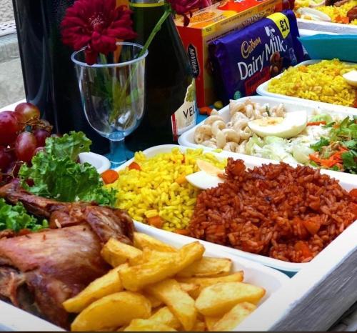 Jídlo v apartmánu nebo okolí