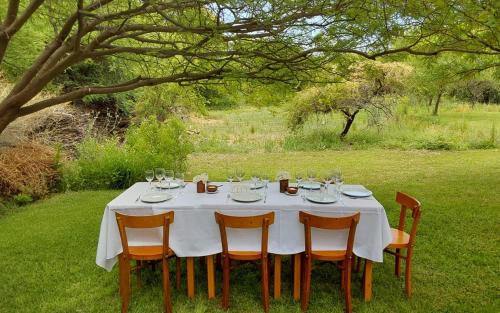 Κήπος έξω από το FINCA LA CARLA Posada de Altura