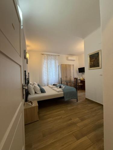 Rooms Lucia