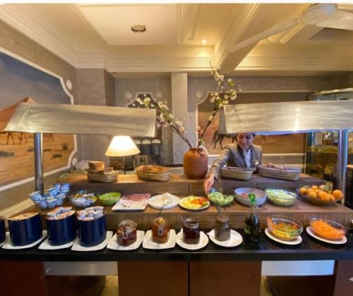 Jídlo v hotelu nebo okolí