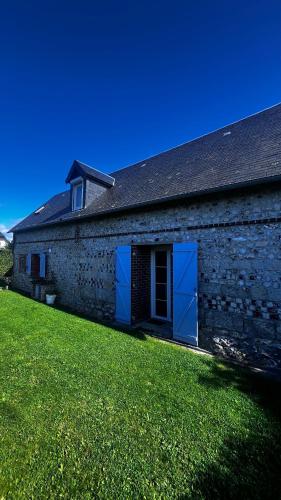 Longère normande avec jardin à 5 min des Petites Dalles