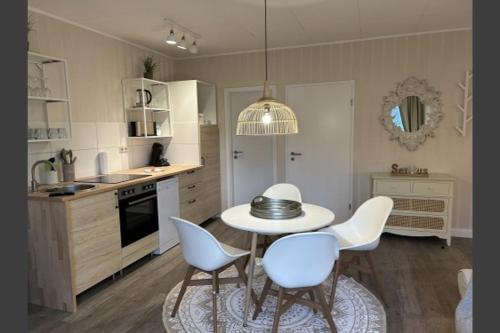 Køkken eller tekøkken på BoLA Ferienwohnung Hamburg 53 für 2 Personen