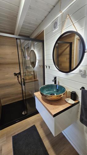 Ένα μπάνιο στο Tiny House 1 Dedinky Wellness Slovenský raj
