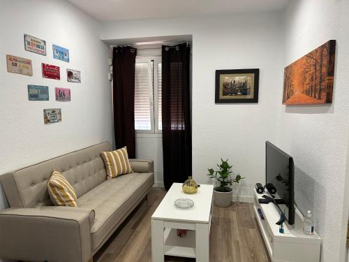 Puerta del Angel, reformado, acogedor, junto al río, 8 minutos al centro