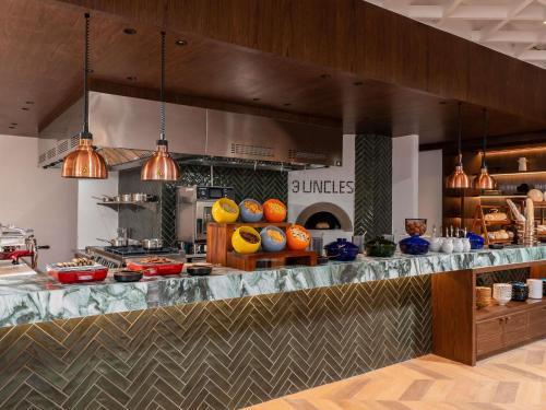 Φαγητό σε αυτό το ξενοδοχείο ή κάπου εκεί κοντά