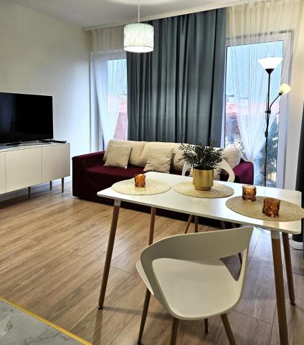 APARTAMENT "FILA" z balkonem, windą i garażem