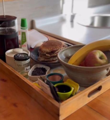 Φαγητό σε αυτό το διαμέρισμα ή κάπου εκεί κοντά