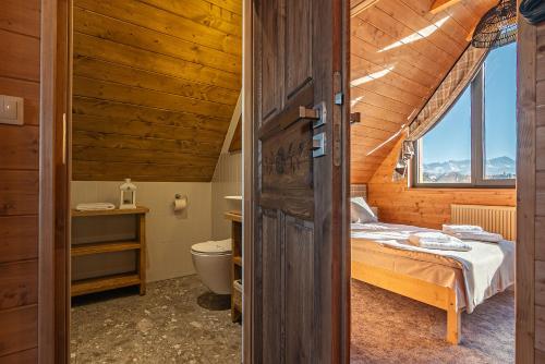 Phòng tắm tại Akor House domki w Zębie