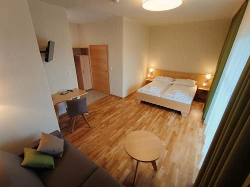 Postel nebo postele na pokoji v ubytování Gästezimmer Familie Fries