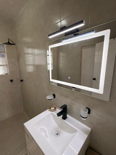 Phòng tắm tại Silencio y naturaleza en Cuernavaca