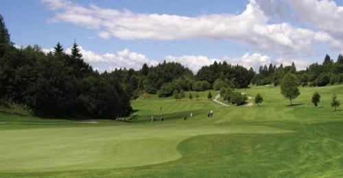 Γήπεδο γκολφ σε αυτή η παραθεριστική κατοικία ή στη γύρω περιοχή