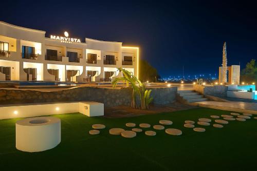Swimmingpoolen hos eller tæt på Marvista Resort Dahab