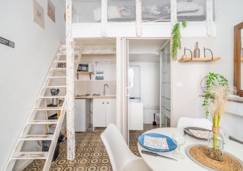 Charmant cosy Centre historique Beaucaire 2 pers Cocon 2