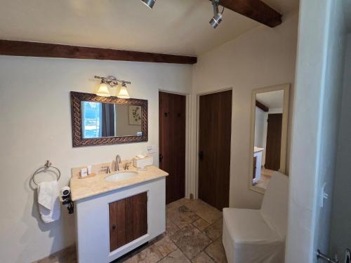 Φωτογραφία από το άλμπουμ του Forest Lodge στο Κάρμελ