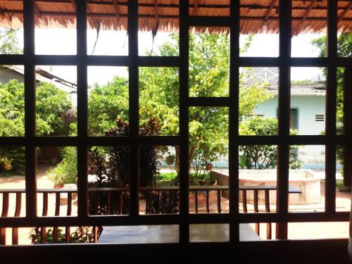 Κήπος έξω από το Ba Linh Homestay