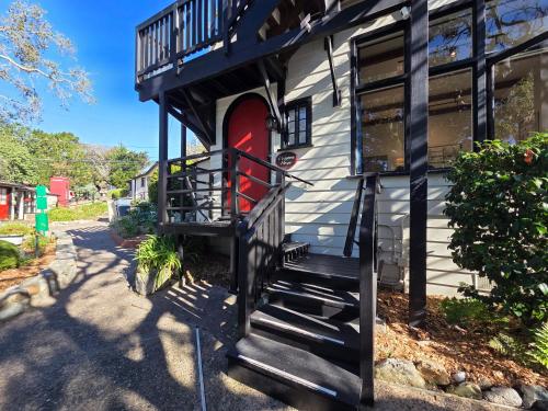 Galeriebild der Unterkunft Forest Lodge in Carmel