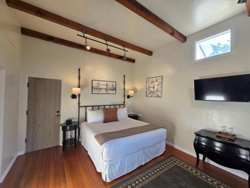 Ένα ή περισσότερα κρεβάτια σε δωμάτιο στο Forest Lodge