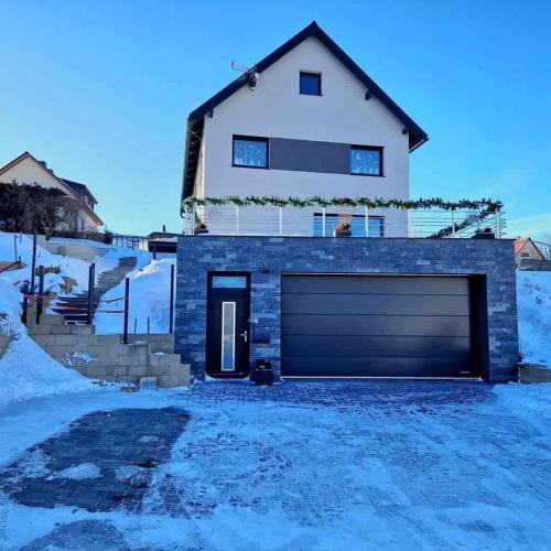 Apartment with Garden in Vrchlabi 53364