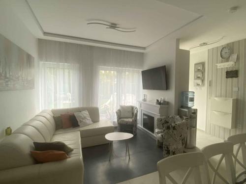 Holiday Home Beachfront in Balatonboglar 54818