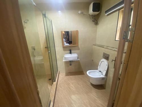 Ένα μπάνιο στο Hotel Enigma